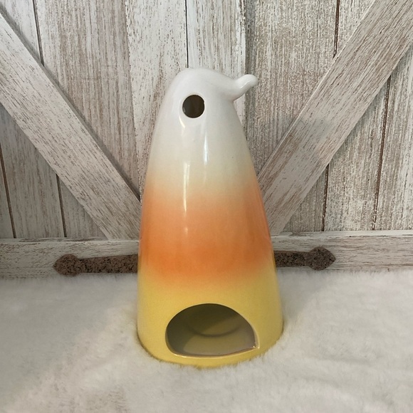 Ceramic Candy Corn Luminary - Picture 2 of 6